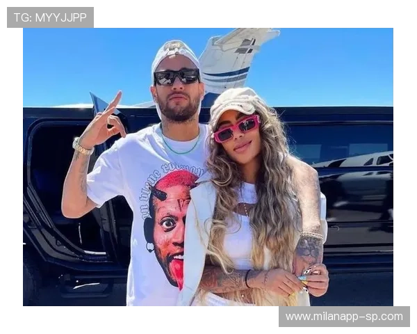 内马尔被曝收到匿名礼物，安保秘密调查中